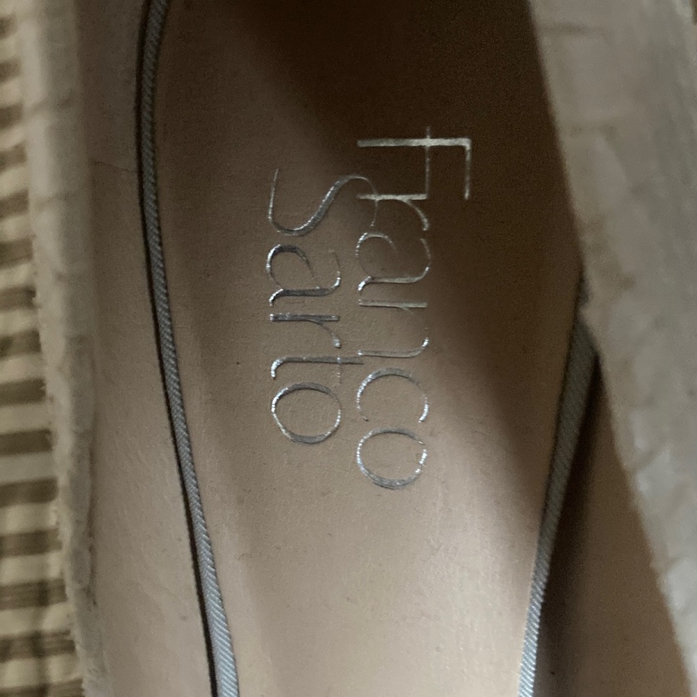 Franco Sarto Textured White Block Heels - Picture 4 of 5